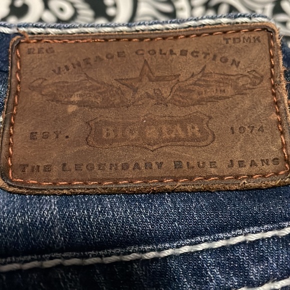 Big Star Jeans. Style: Jenae Size: 23R - Picture 6 of 7